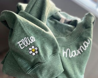 Custom Embroidered Mama Sweatshirt with Kids Name on Sleeve, Personalized Mom Sweatshirt, Minimalist Momma Sweater, Mothers Day Gift for Mom