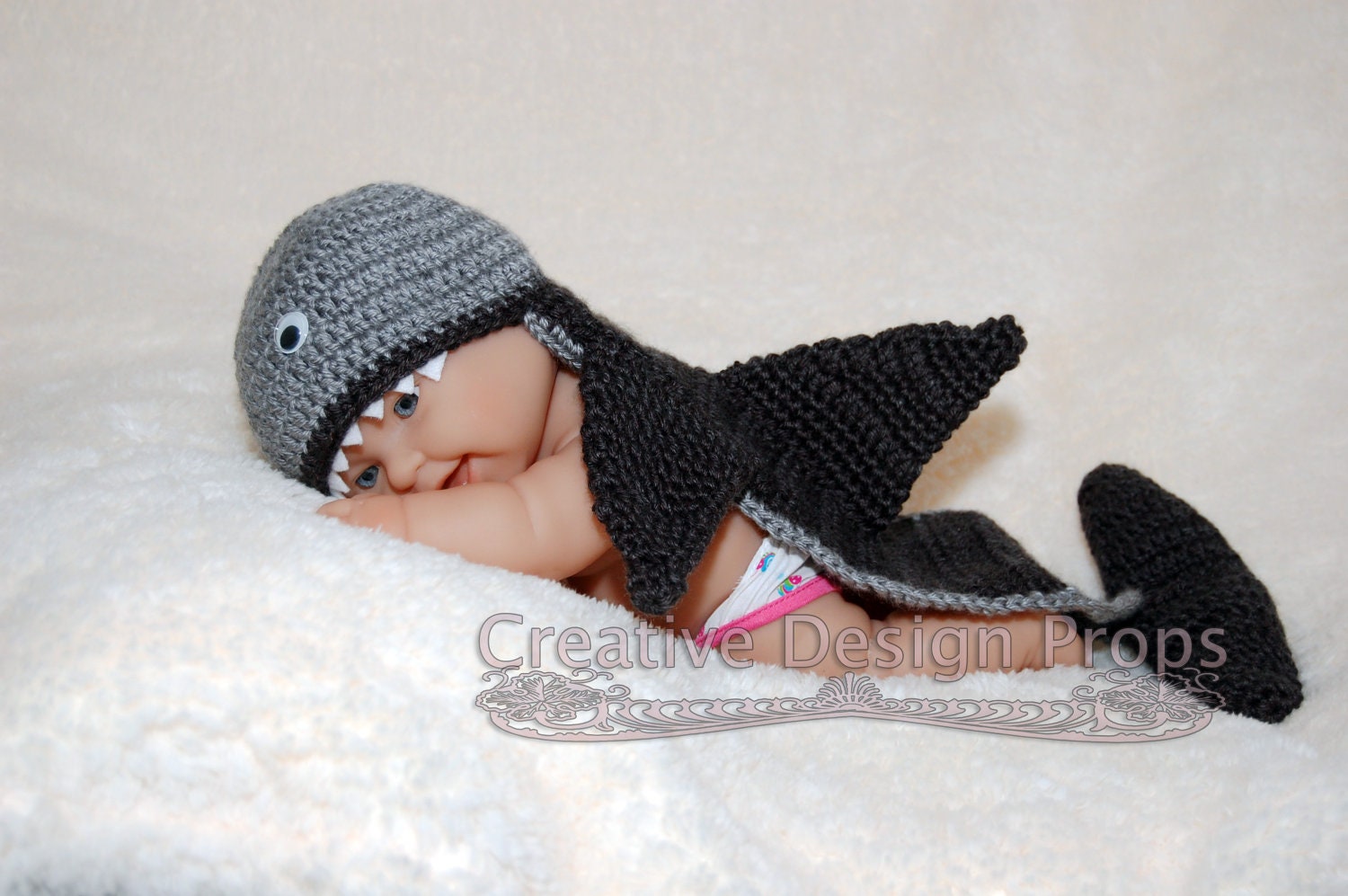 Crochet Shark Cape Newborn Baby Hat and Back Cover Set Halloween Costume  Photo Prop for Baby Baby Shower Gift 