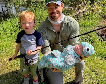 Crochet Trout Bass Fish Costume for Baby, Cocoon and Headband with fishing hook newborn outfit, Halloween, photo prop, Fisherman baby shower