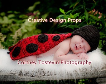 The Lady Bug Cape outfit for newborn baby Hat and Back cover - Great Photo Prop or Perfect Gift for Baby Shower