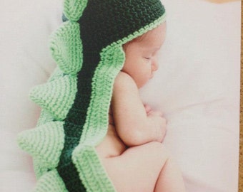 Dragon "Dino" Hat and back cover set, newborn Photo Prop, Baby Shower Gift, Halloween Costume