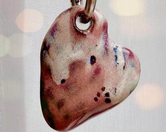 Llavero de cerámica con forma de corazón hecho a mano, dije de cerámica para bolso - Un amor verdadero