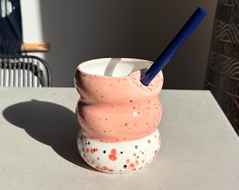 Porcelain Tumbler with Silicon Straw, 600mL Bubble Cup in Strawberry Boba