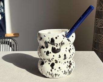 Porcelain Tumbler with Silicon Straw, 600mL Bubble Cup in Dalmatian