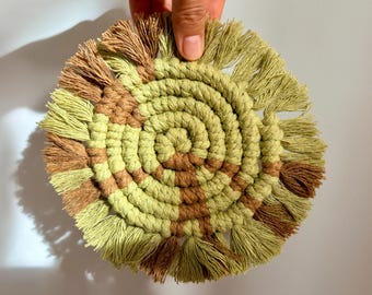 Posavasos de algodón macramé hechos a mano - Colección Matcha Green, posavasos verde mostaza, decoración moderna bohemia para el hogar