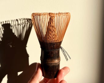 Batidor de bambú y soporte de cerámica para batidor, juego de té – Colección Matcha Green