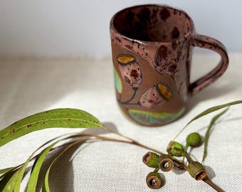 Taza de cerámica rústica hecha a mano con diseño de eucalipto, taza de café de gres, cerámica terrosa