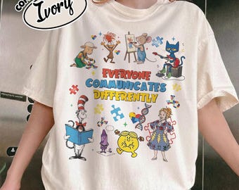 Camiseta Comfort Color "Cada persona se comunica de manera diferente", Camiseta de concientización sobre el autismo, Mes del autismo, Camiseta de apoyo al autismo, Camiseta para maestros RLTC02