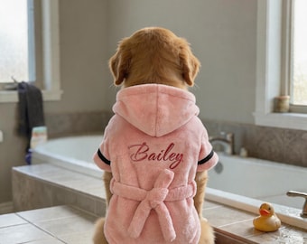 Bata con capucha personalizada para mascotas: toalla de secado bordada para perros y gatos, bata de secado de franela para perros.