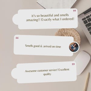 Pu&ograve; includere: Immagine con testimonianze dei clienti in fumetti. Il testo include frasi come "&egrave; cos&igrave; bello e profuma in modo incredibile," "Profuma bene e arrivato in tempo," e "Ottimo servizio clienti! Qualit&agrave; eccellente." Sono visibili anche un laptop, un mouse e una penna.