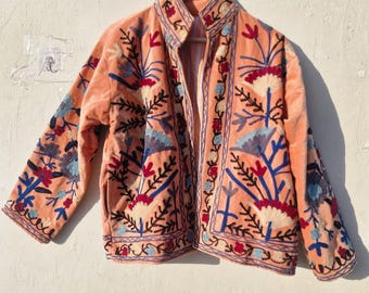 Jaqueta Suzani de veludo feita à mão, casaco boho bordado