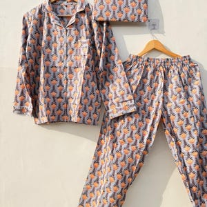 Pijama de algodón con estampado floral de campana, conjunto de ropa de dormir suave para mujer.