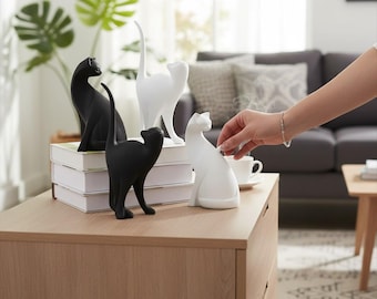 Modern Minimalist Cat Figurines – Black & White Resin | Scandinavian Home Decor | Curated Sculpture
