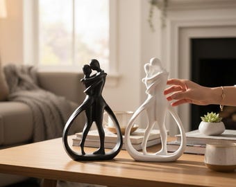 Abstract Hugging Couple Statue | Modern Romantic Sculpture | Living Room & Bedroom Decor