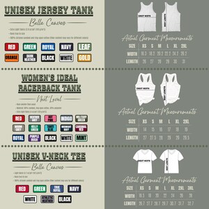 Puede incluir: Imagen que muestra varios estilos de camisetas y opciones de color, incluyendo camisetas sin mangas unisex, camisetas sin mangas racerback para mujeres y camisetas con cuello en V unisex. Las muestras de color incluyen rojo, verde y azul marino. Tambi&eacute;n se proporcionan medidas de la prenda.