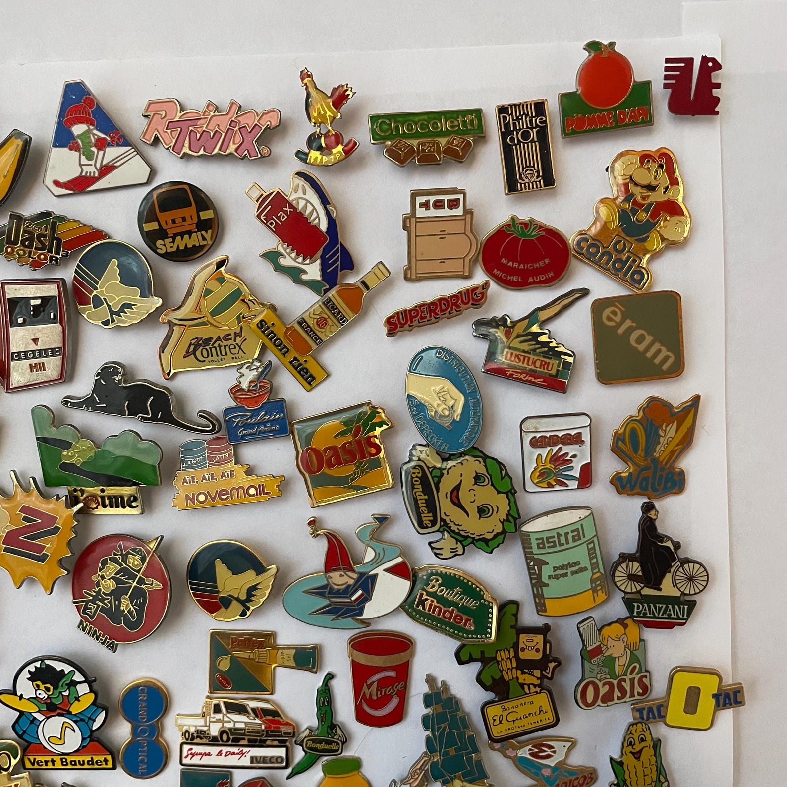 Vintage Pin Badges - Etsy