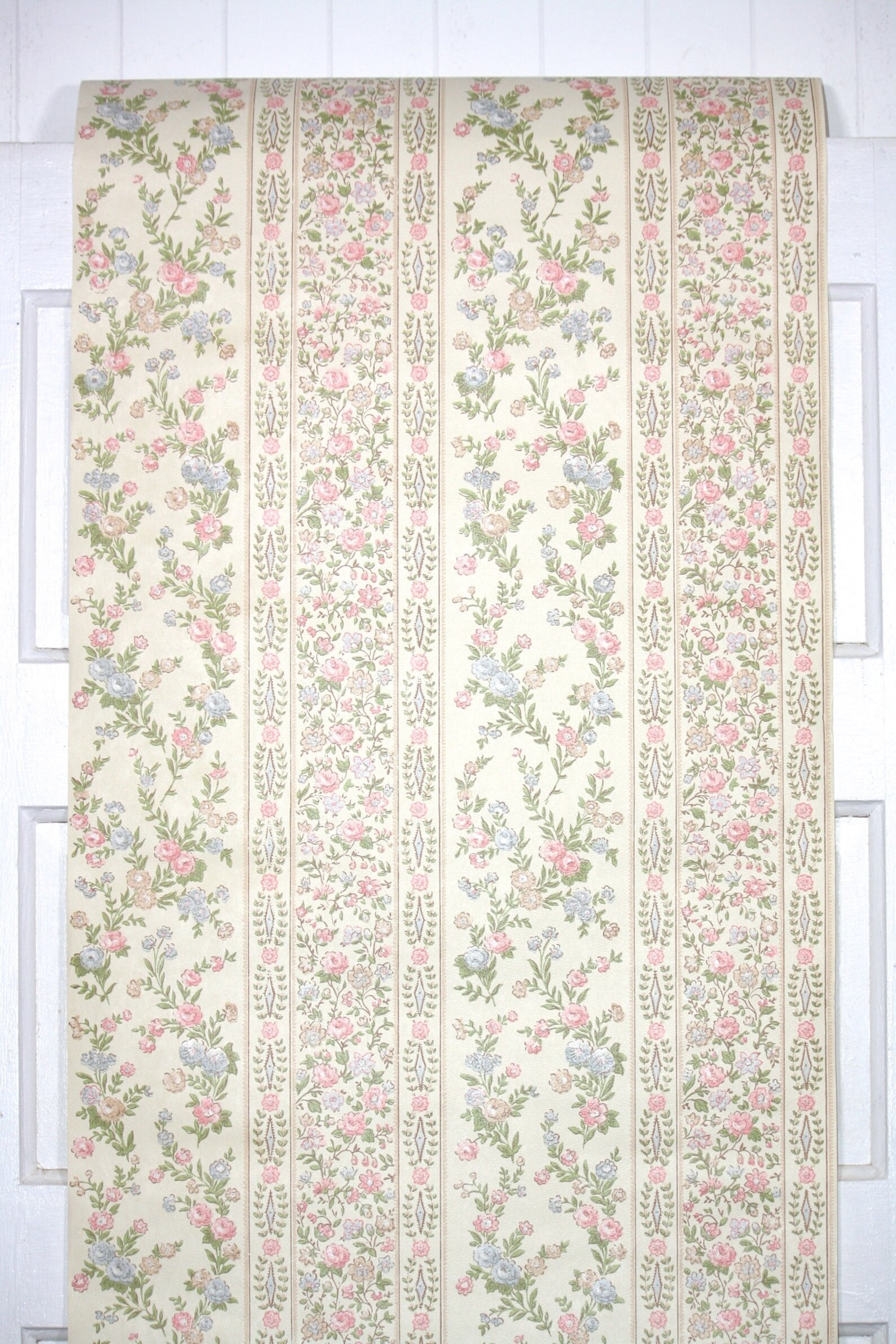 1970s Vintage Wallpaper by the Yard Retro Floral Wallpaper Etsy