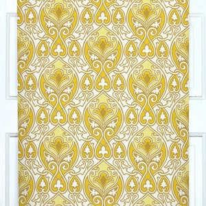 1970s Vintage Wallpaper By the Yard – 1970s Golden Yellow and White Damask immagine 3