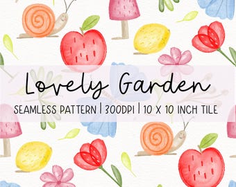 Pode incluir: Padrão sem costura em aquarela com o tema "Lovely Garden". O design apresenta maçãs vermelhas, caracóis, cogumelos, limões, flores e borboletas. O padrão está em um fundo branco e é uma telha de 25,4 x 25,4 cm.