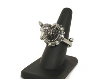 Mounted Sheep ring