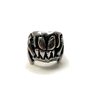 Monkey Mouth Ring. Teeth Ring image 2