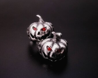 Small pumpkin ring. Jack-o-lantern ring.. Made to Order