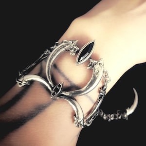 NYX Claw bracelet. Bird Claw bracelet