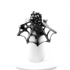Spiderweb Ring