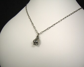 Single Small Skull necklace