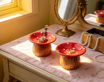 Personnalized Mushroom Ceramic Jewelry Tray - Custom Engraved Cute Ring Holder Trinket Dish
