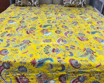 Indian Kantha Quilt Handmade Kantha Bedcover Indian Kantha Bedspread Throw Cotton Blanket Gudari Kantha King Size Indian Quilt