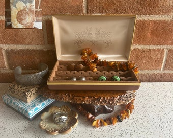 Vintage Mele Earring Box, Floral Travel Jewelry Case