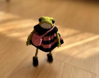 Handmade Crochet Frog Toy, Posable Amigurumi frog