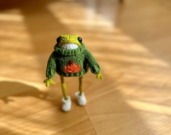Handmade Crochet Frog Plush Toy Amigurumi frog Christmas Gift