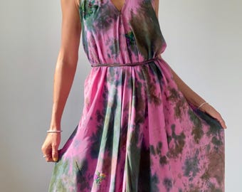 Abito in seta tie-dye lungo fino ai piedi, stile boho, perfetto per le occasioni estive, abito chic senza schienale.