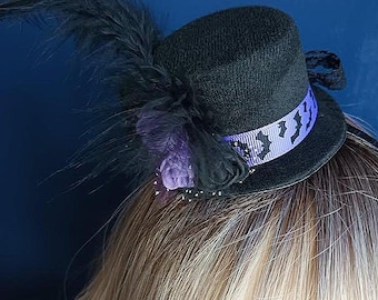 Mini top hat fascinator, headband,gothic,victorian,steampunk,cosplay,bridal