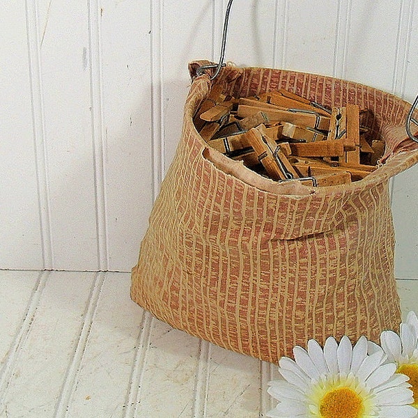 Vintage ClothesPin Bag - Retro Canvas Fabric on Galvanized Metal Hanger - 200 Wooden ClothesPins Included