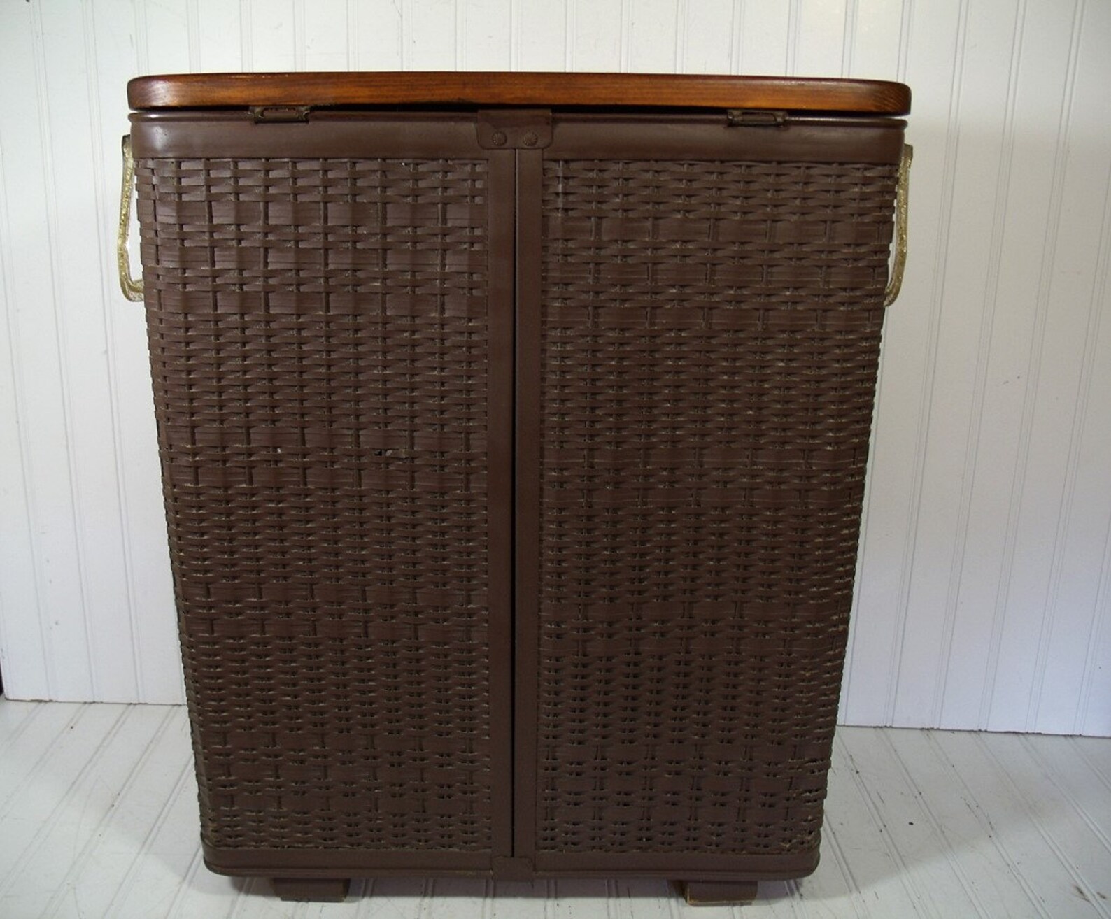 Vintage OverSized Dark Brown Wicker & Wood Clothes Hamper Etsy