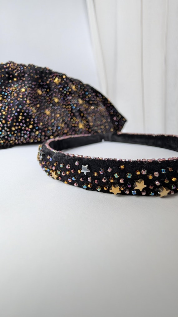Black Velvet Beaded Headband – Hand Embroidered Star Hair  display picture 1