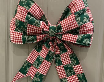 Giant Quilted Christmas Door Bow: Red and Green Holiday Decor, Handmade Fabric Bow Pattern