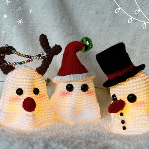 Christmas Ghost Amigurumi Crochet Pattern: Holiday Decor (PDF)