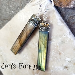 Jen/'s Fancy Women/'s Gift for Her Labradorite Gemstone Necklace Sterling Silver Wire Wrapped Handmade Handcrafted Jewelry Minimalist