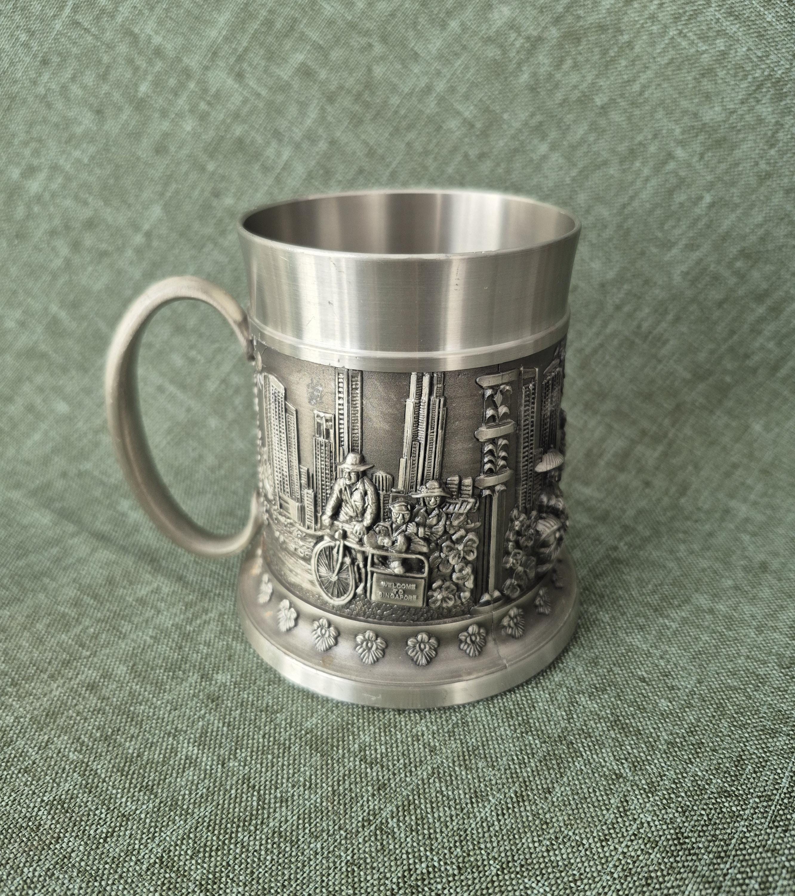 明治生命50周年記念菓子入れVintage Japanese pewter Vintage Pewter Jug Garden City Pewter Singapore, Circa 1970s–1980s