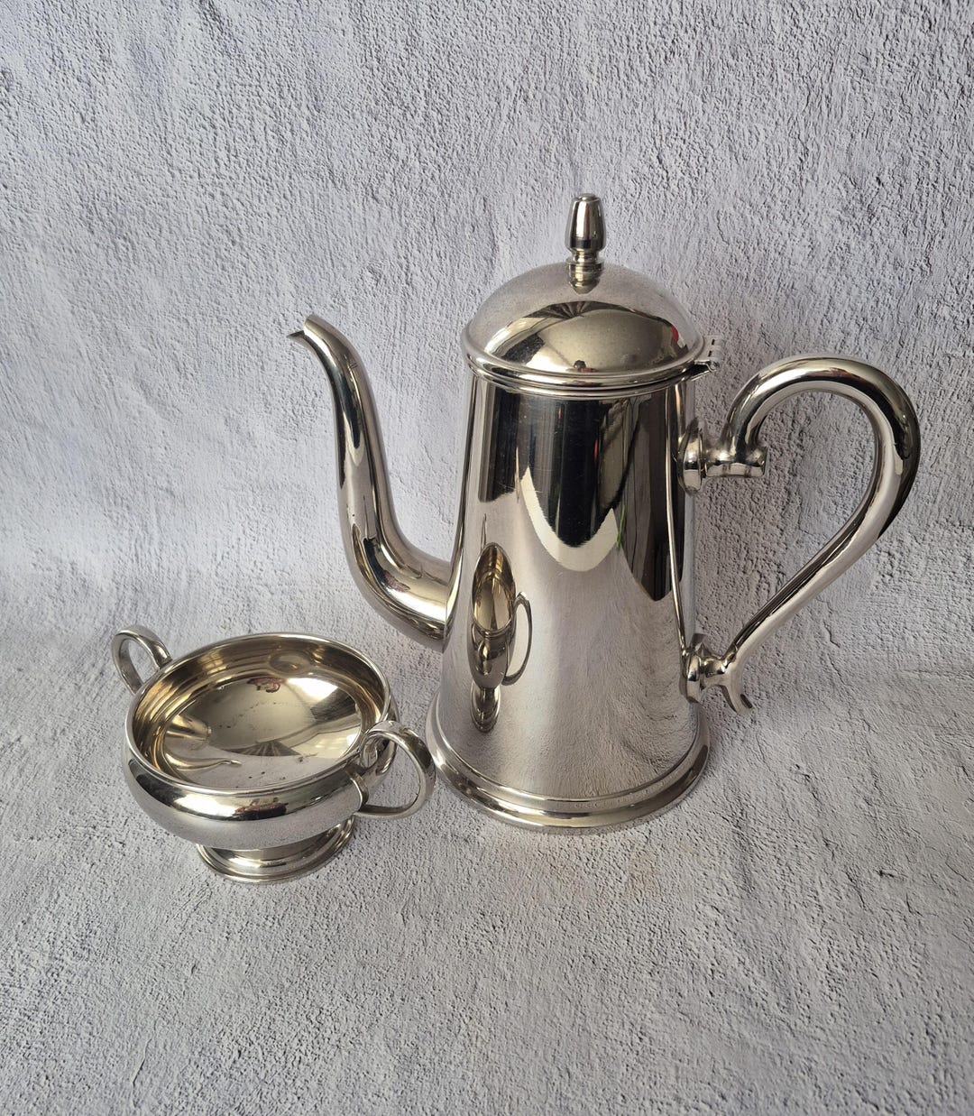 Elegantes Teekanne Mit Stvchen Vintage Bild