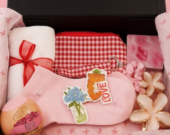 Pink Gift Box | Cozy Self-Care Pamper Set