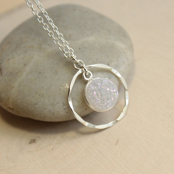 Sterling Silver Aurora Borealis Druzy Inside Hammered Eternity Circle Necklace