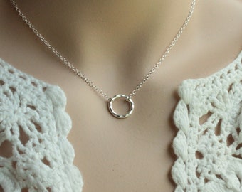 Sterling Silver Hammered Eternity Circle Necklace