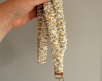 Yellow Floral Scrunchie Lanyard (Optional Breakaway Clasp)