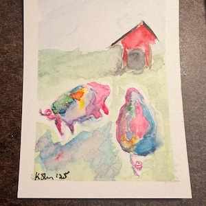 Puede incluir: Pintura a la acuarela de una escena de granja caprichosa. Un granero rojo se encuentra sobre una colina verde bajo un cielo azul claro. Dos formas abstractas coloridas que se asemejan a animales están en primer plano. Firmado "K. Slim '25".