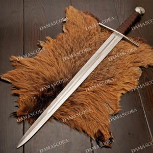Handmade 40 Inch Stainless Steel Medieval Longsword Brown Leather Wrapped Handle Hand Cast Steel Guard Cow Leather Sheath